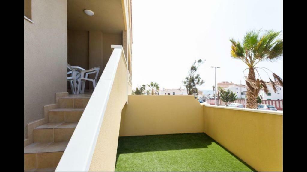 La Perla D14- El Medano, Tenerife Apartment Luaran gambar