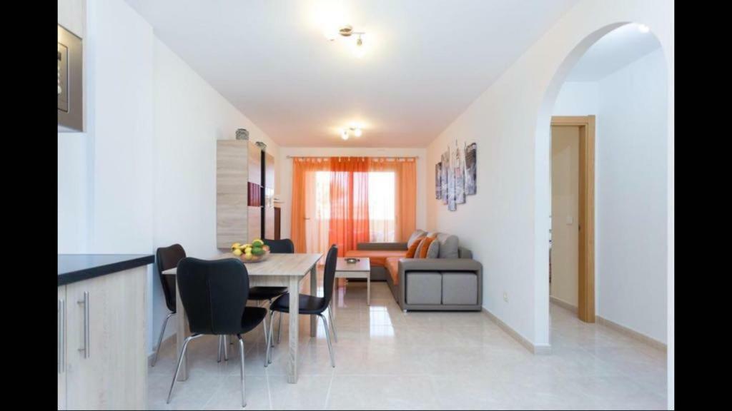 La Perla D14- El Medano, Tenerife Apartment Luaran gambar